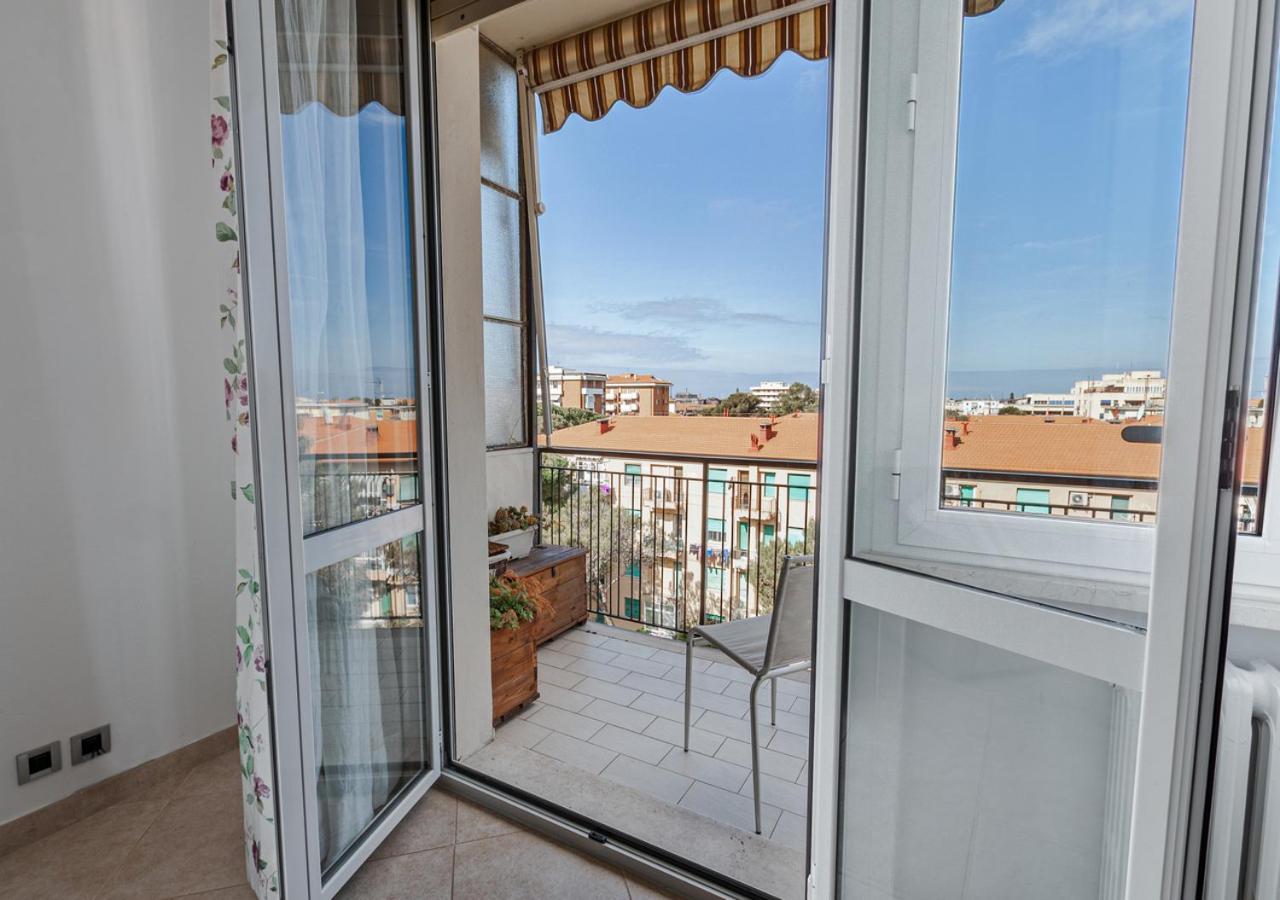 Apartament Luxury House Near Train Station Livorno Zewnętrze zdjęcie